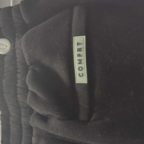 Comfrt Travel Essentials Sweatpants - Picture 3 of 5